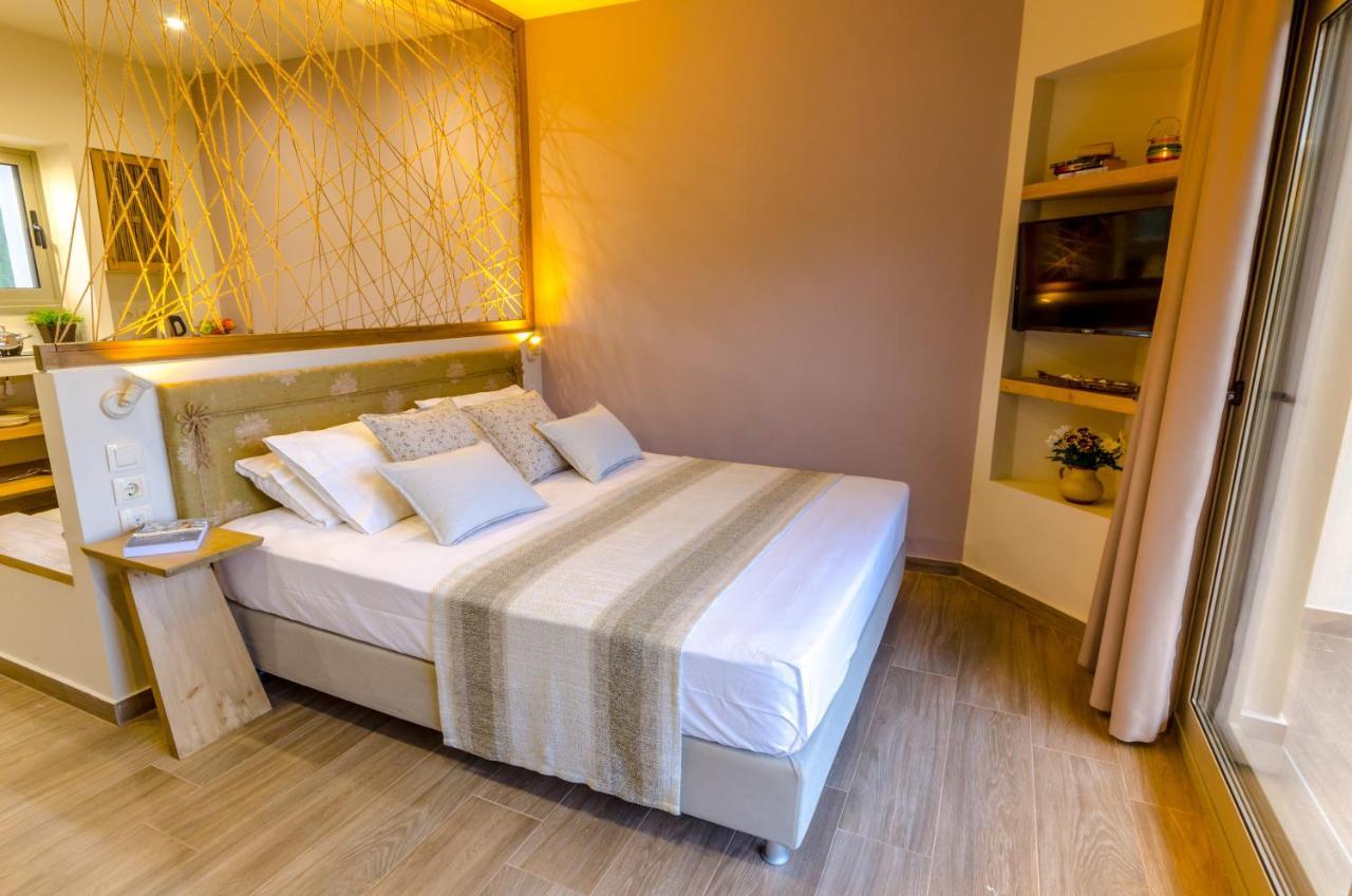 Forest Resort Suites Skiathos Troulos Buitenkant foto