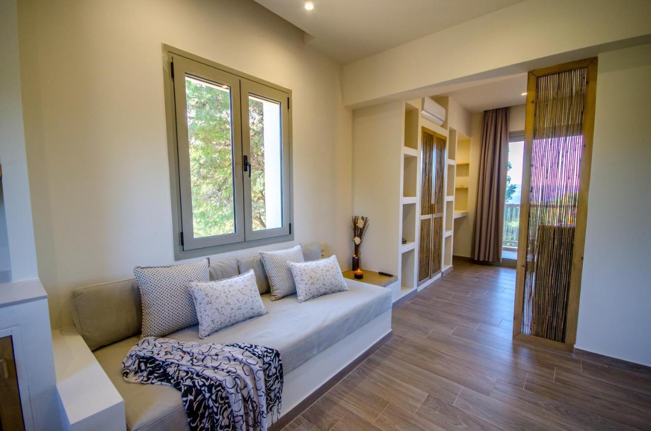 Forest Resort Suites Skiathos Troulos Buitenkant foto