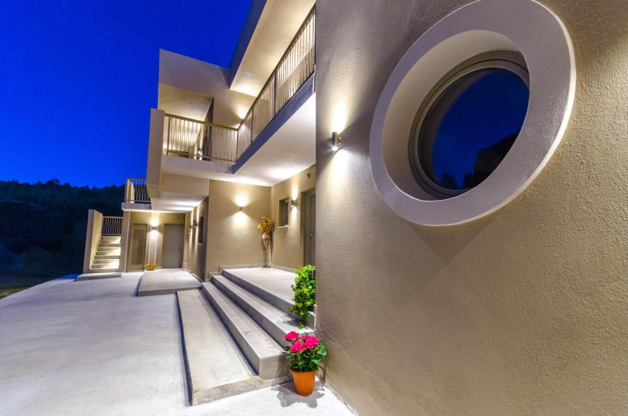Forest Resort Suites Skiathos Troulos Buitenkant foto