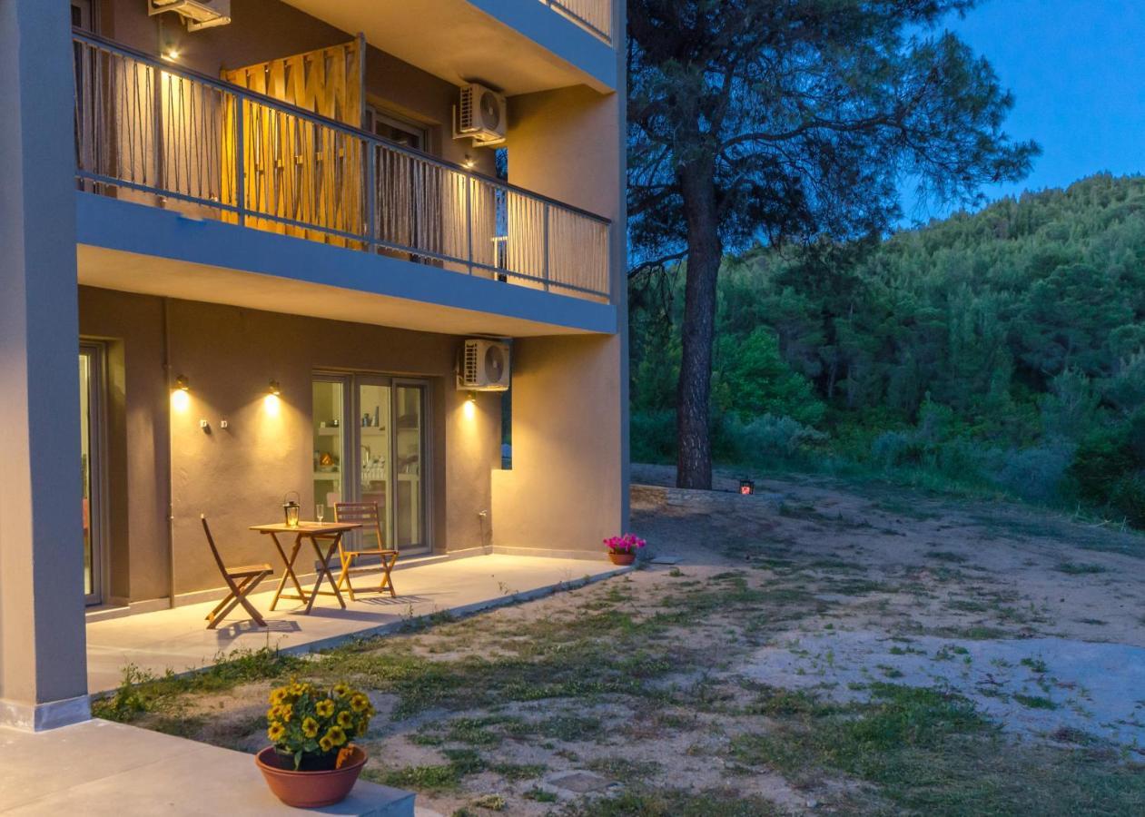 Forest Resort Suites Skiathos Troulos Buitenkant foto