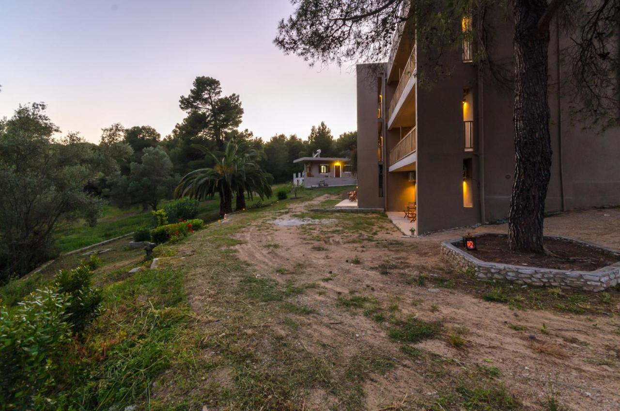 Forest Resort Suites Skiathos Troulos Buitenkant foto