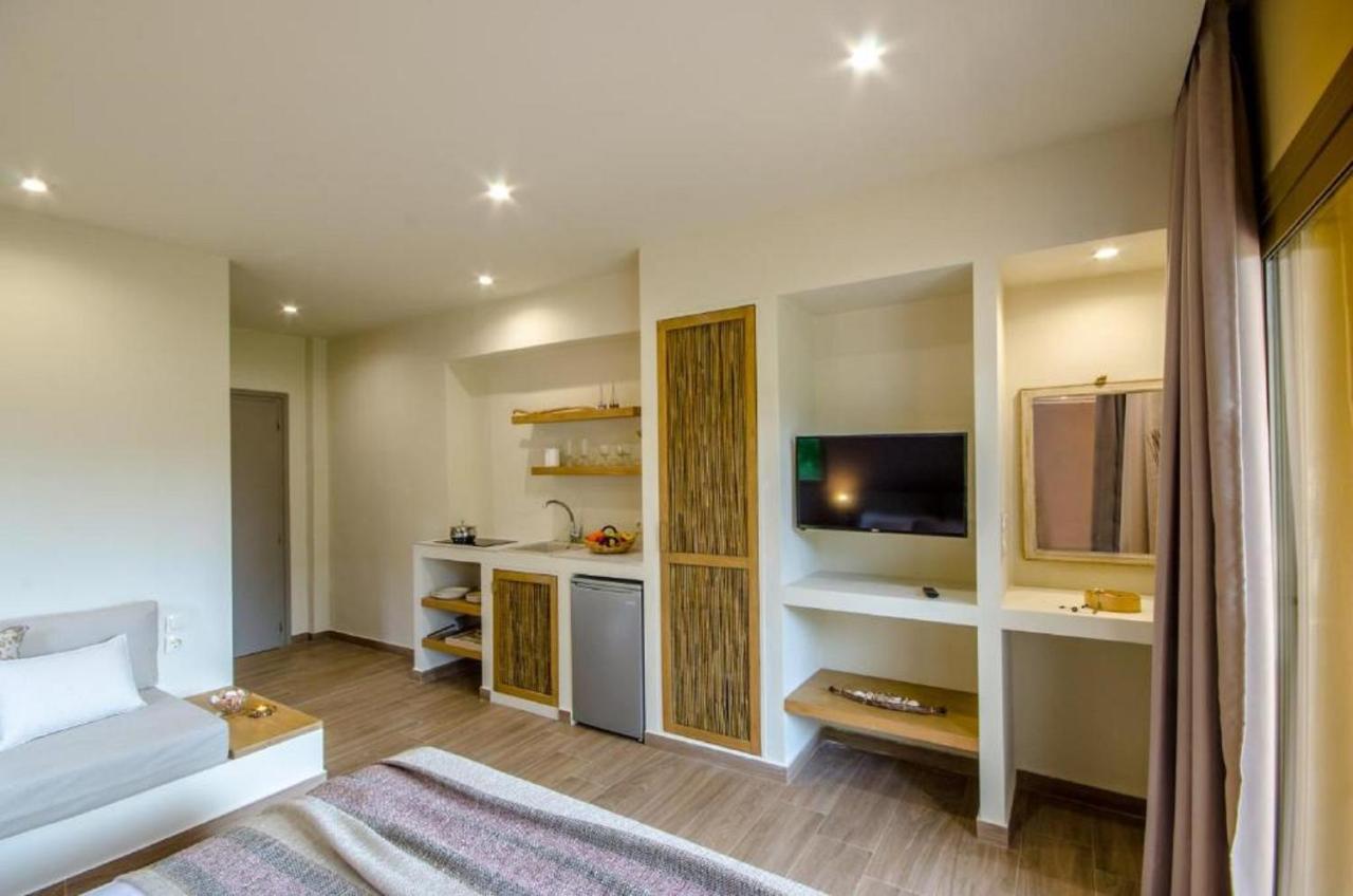 Forest Resort Suites Skiathos Troulos Buitenkant foto