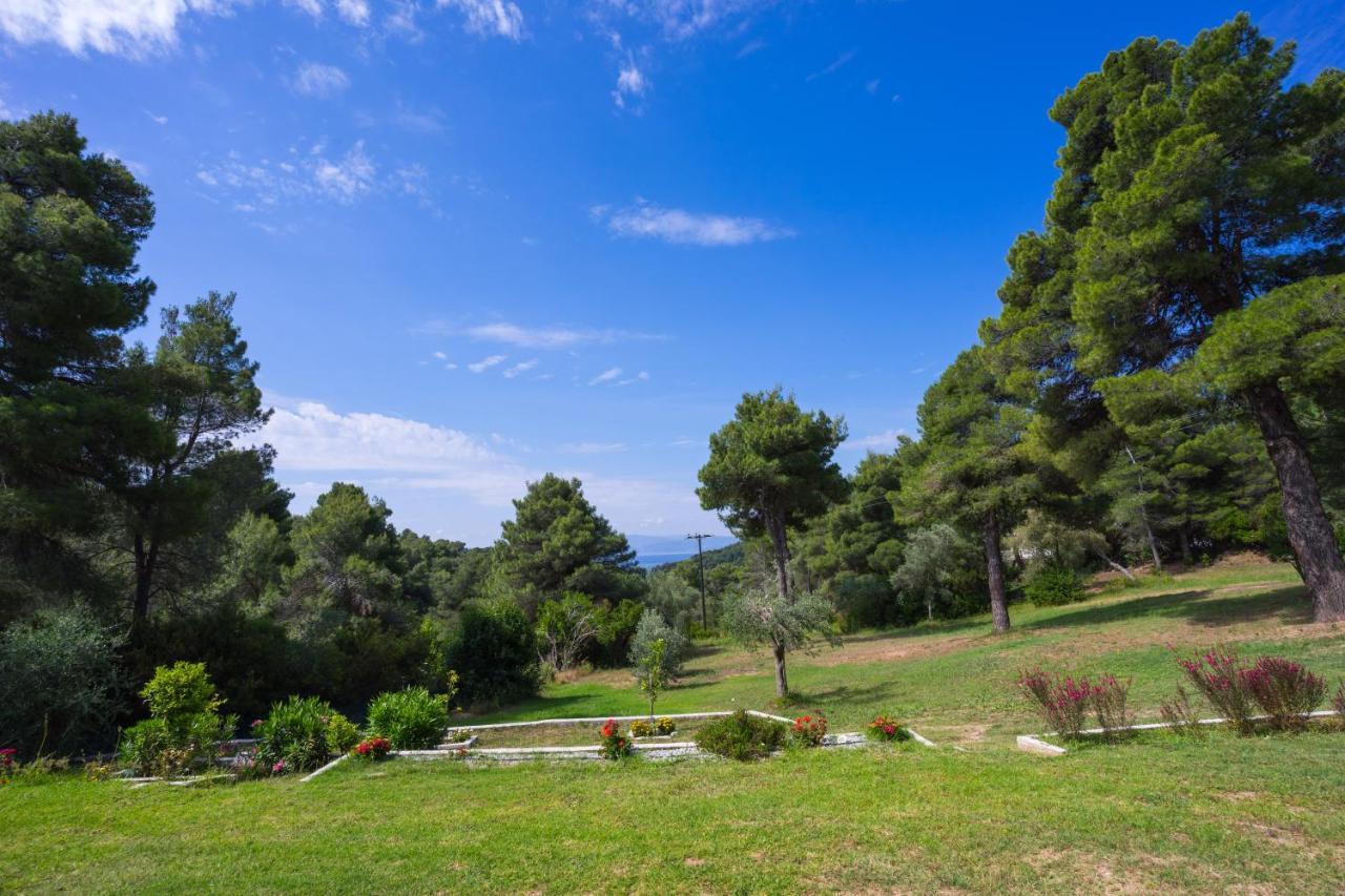 Forest Resort Suites Skiathos Troulos Buitenkant foto