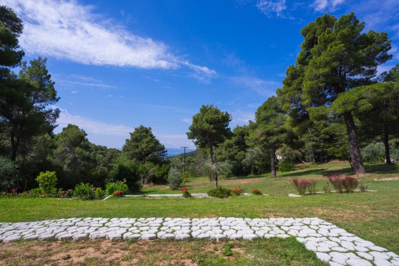 Forest Resort Suites Skiathos Troulos Buitenkant foto
