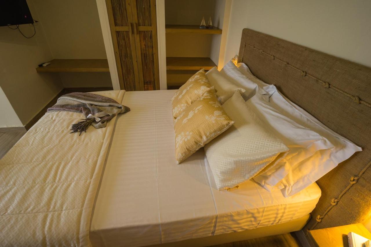 Forest Resort Suites Skiathos Troulos Buitenkant foto